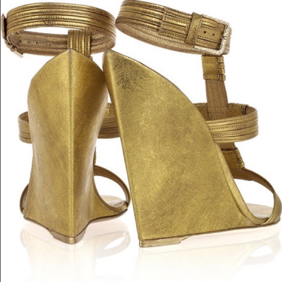 Golden goddess heels - Picture 4 of 5